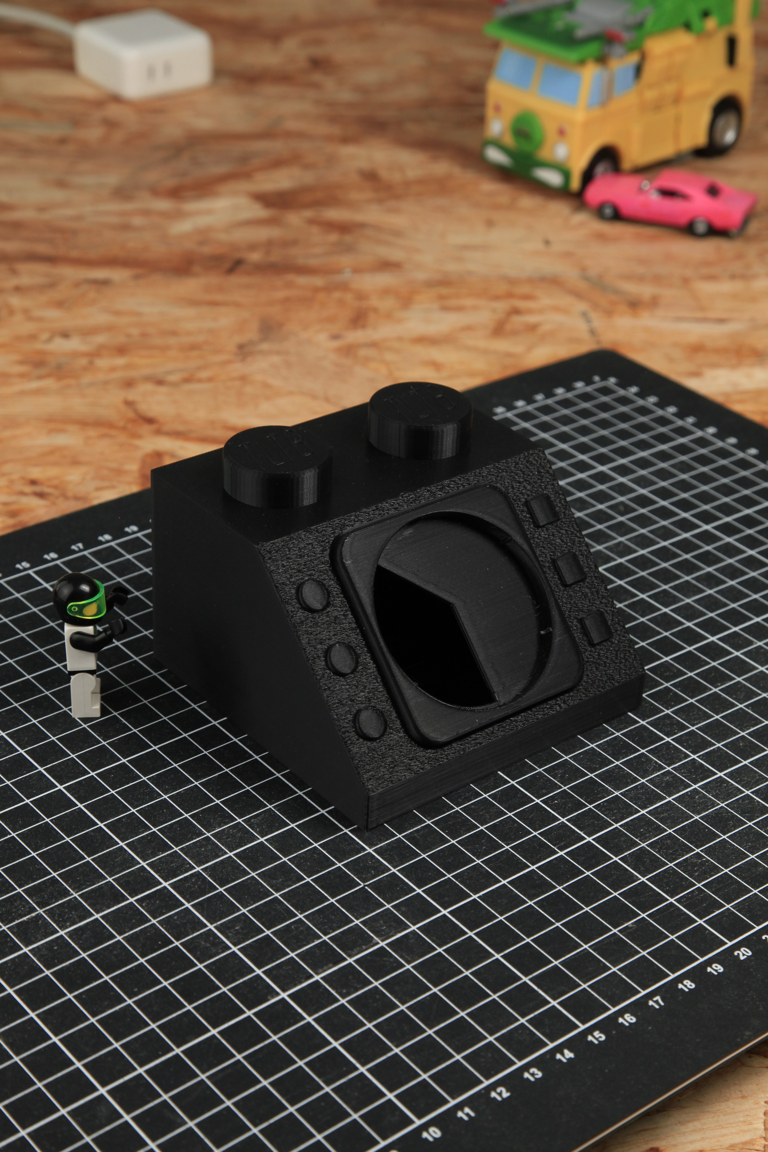 MagSafe Computer Brick - BLACK ( printed part only - NO CHARGER )